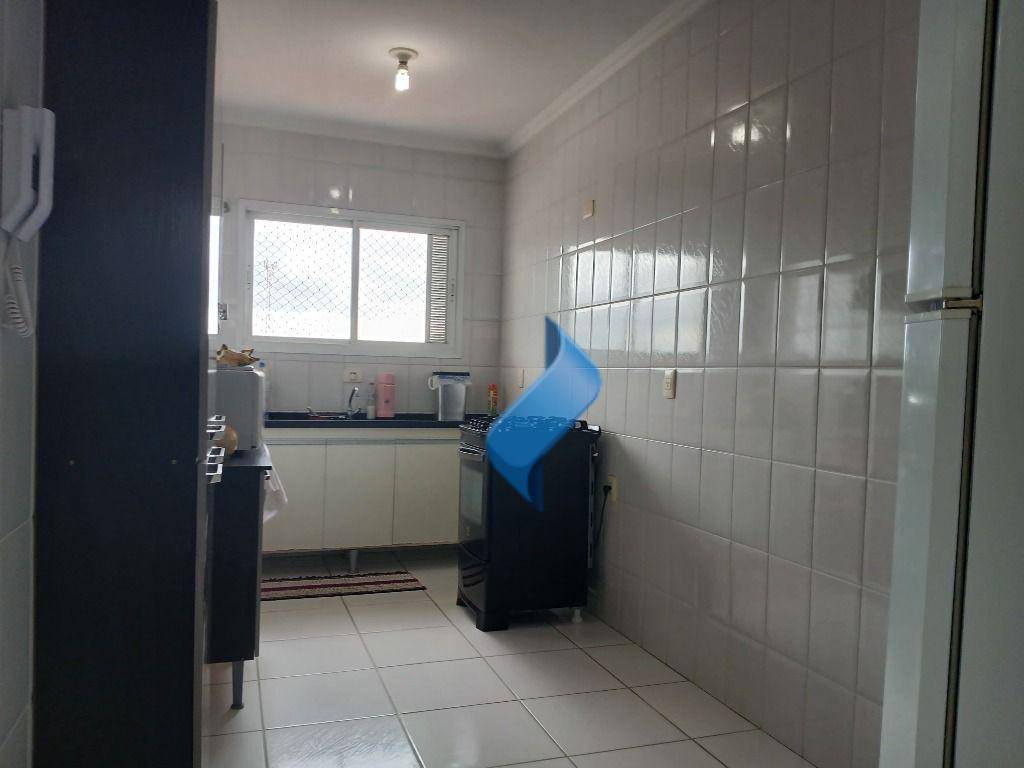 Apartamento à venda com 2 quartos, 66m² - Foto 15