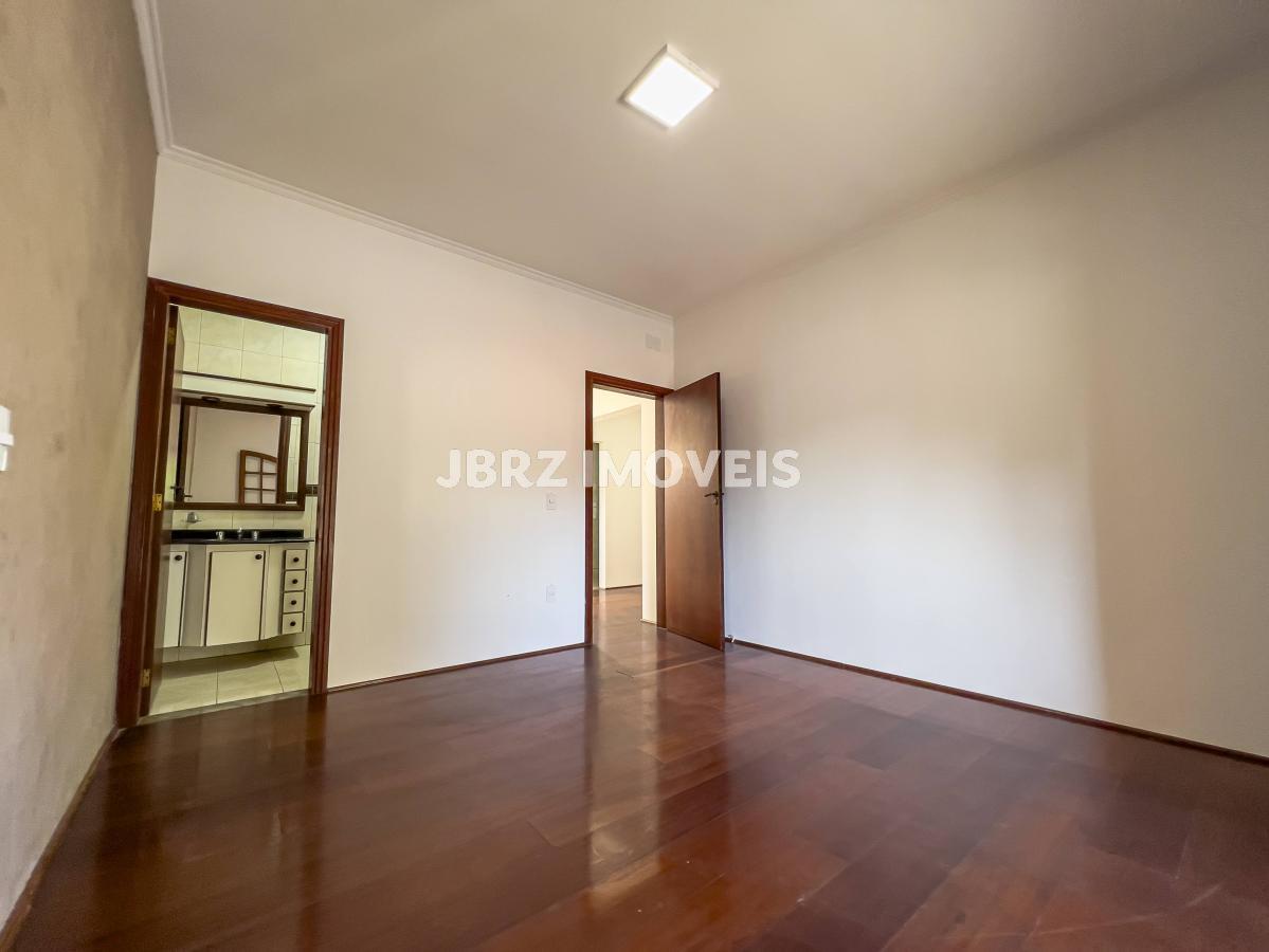 Casa à venda com 3 quartos, 379m² - Foto 19