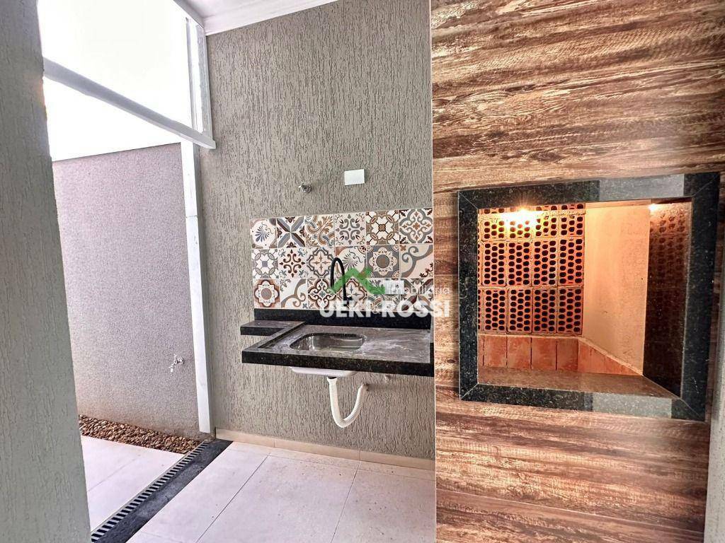 Casa à venda com 3 quartos, 78m² - Foto 14