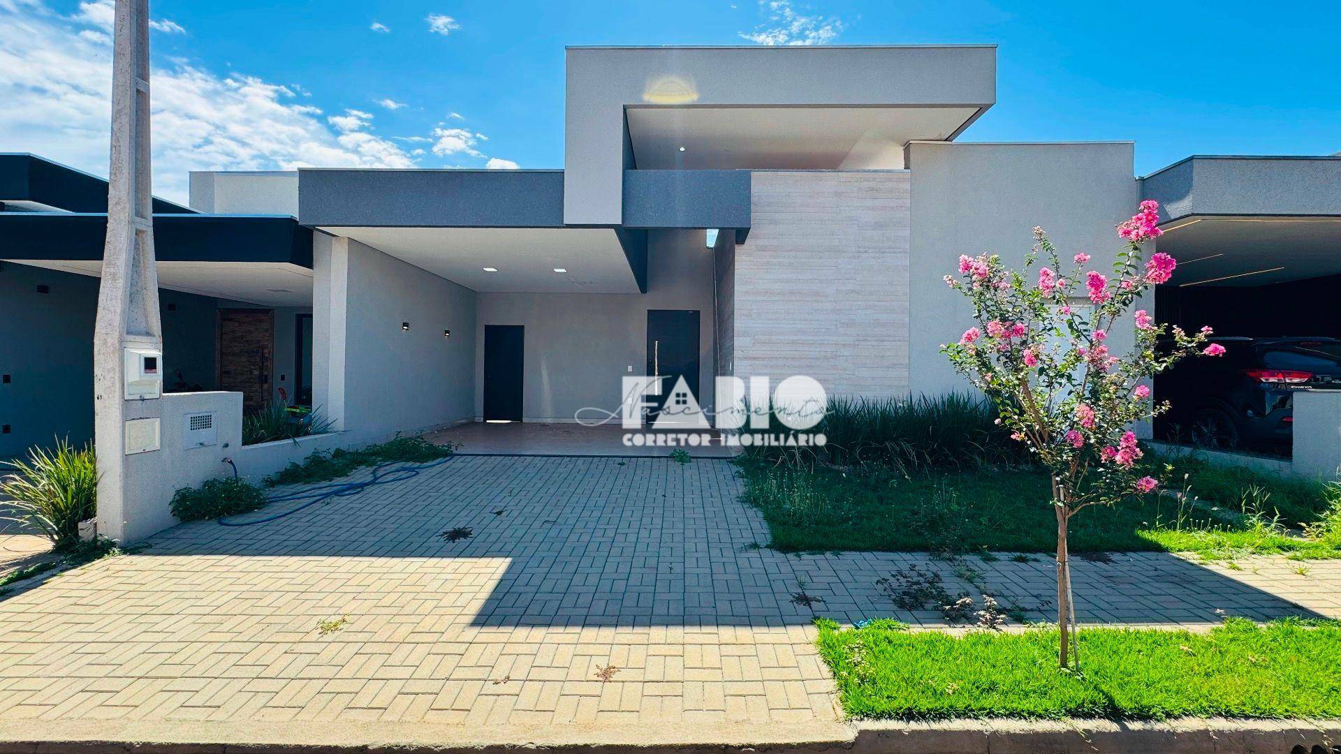 Casa de Condomínio à venda com 3 quartos, 130m² - Foto 1