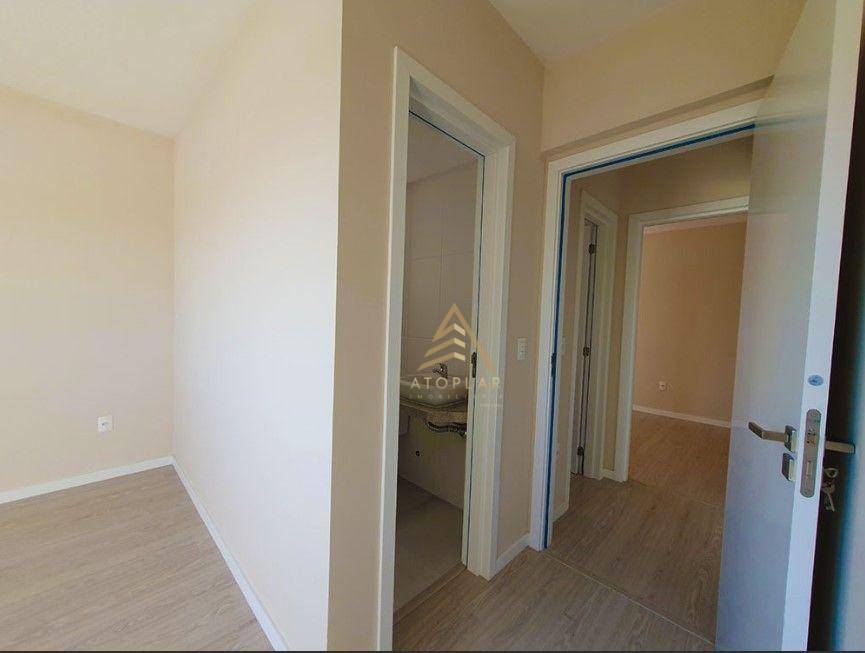 Apartamento à venda com 2 quartos, 70m² - Foto 6