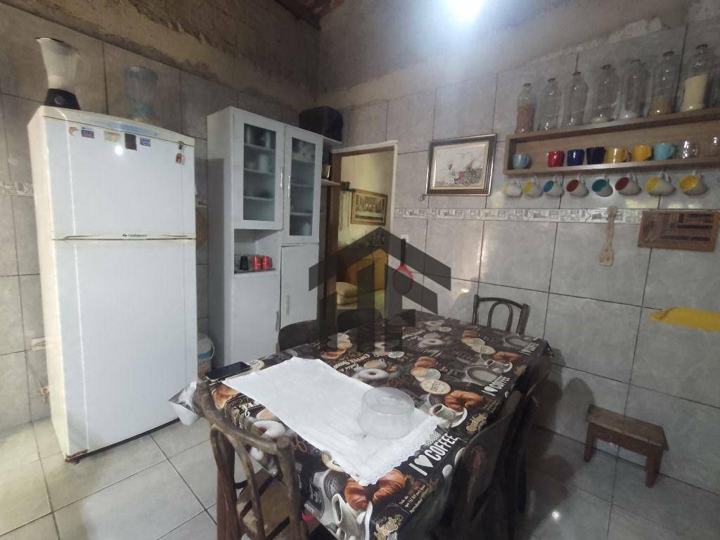 Casa à venda com 3 quartos, 150m² - Foto 8