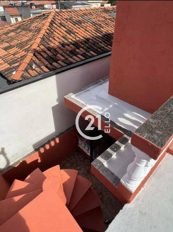 Sobrado à venda com 2 quartos, 200m² - Foto 23