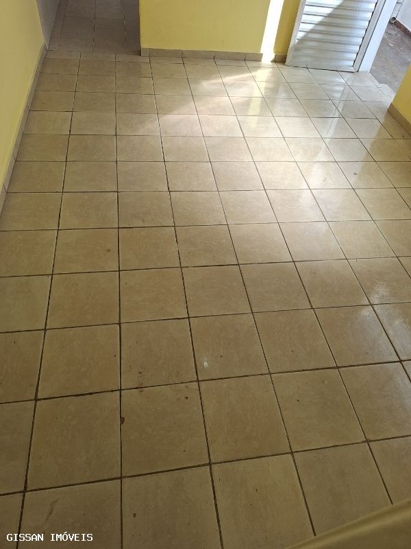 Casa à venda com 2 quartos, 125m² - Foto 27