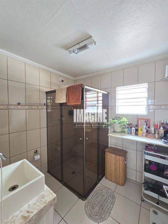 Casa à venda com 2 quartos, 175m² - Foto 7