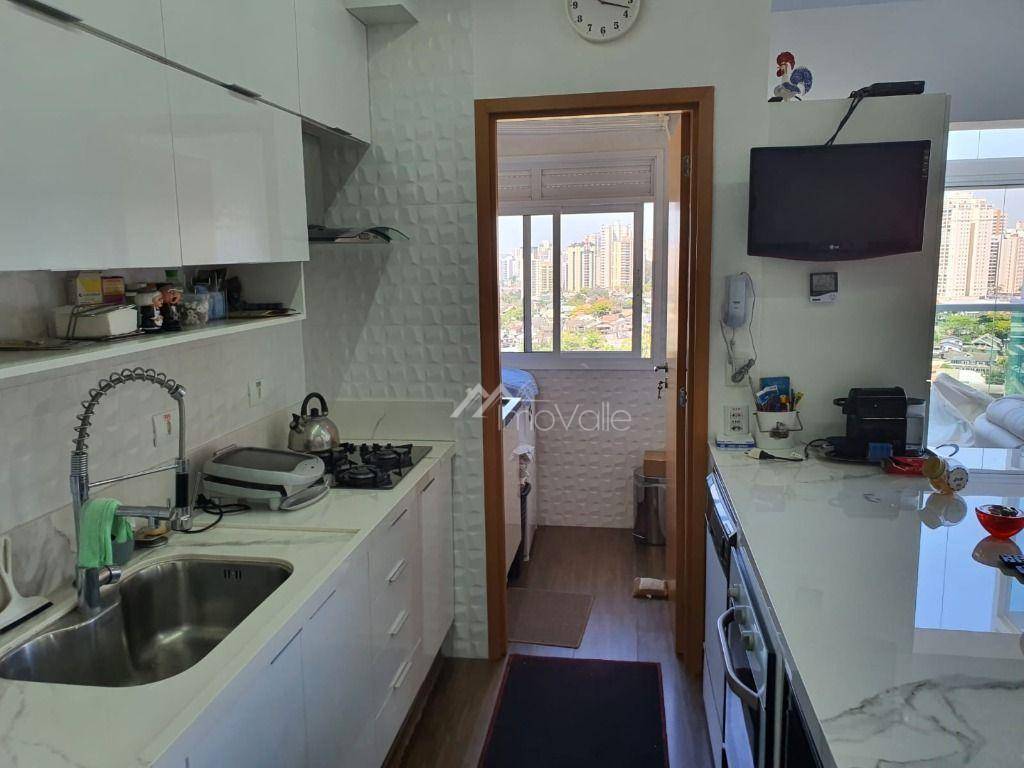 Apartamento à venda com 3 quartos, 133m² - Foto 13