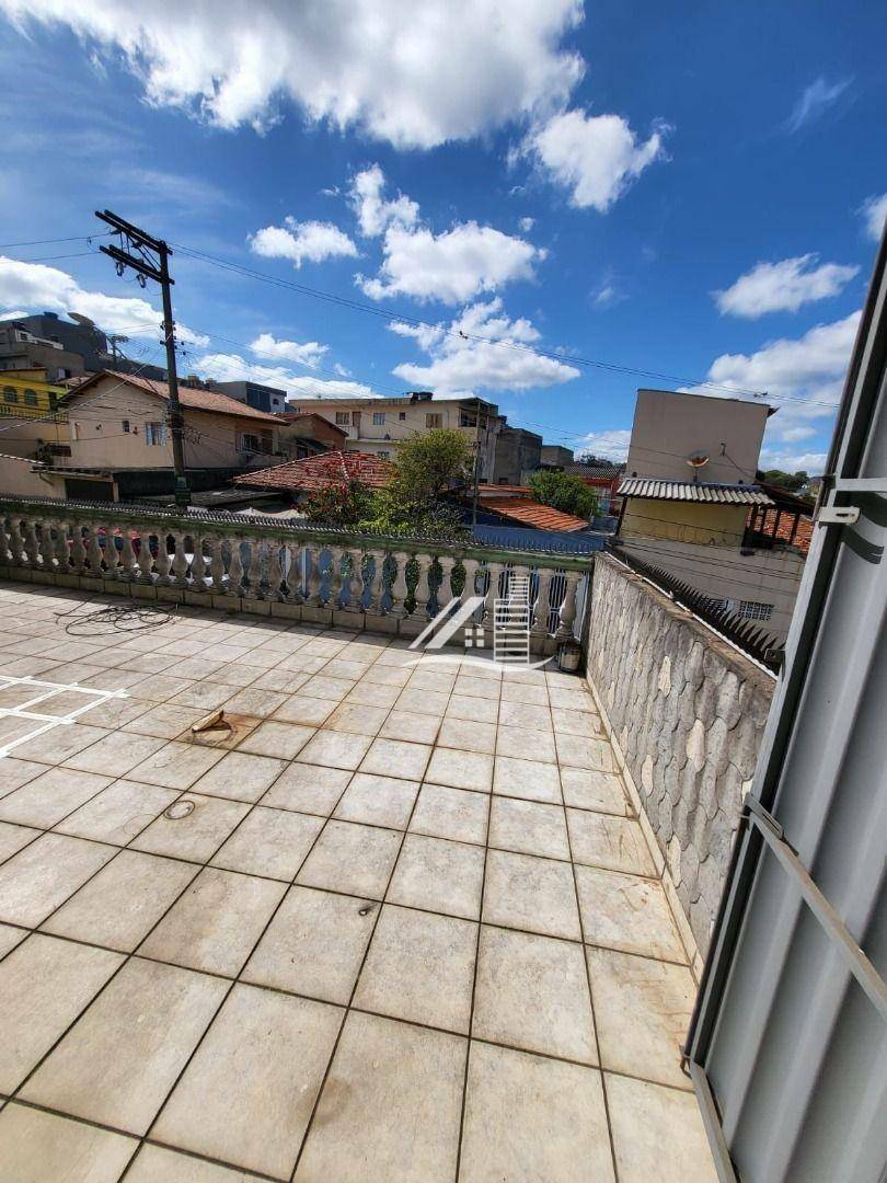 Sobrado à venda com 3 quartos, 203m² - Foto 25