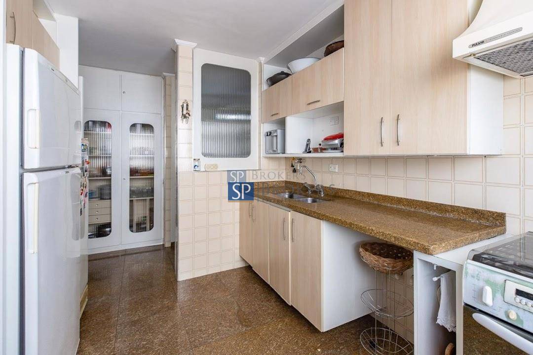 Apartamento à venda com 4 quartos, 233m² - Foto 23