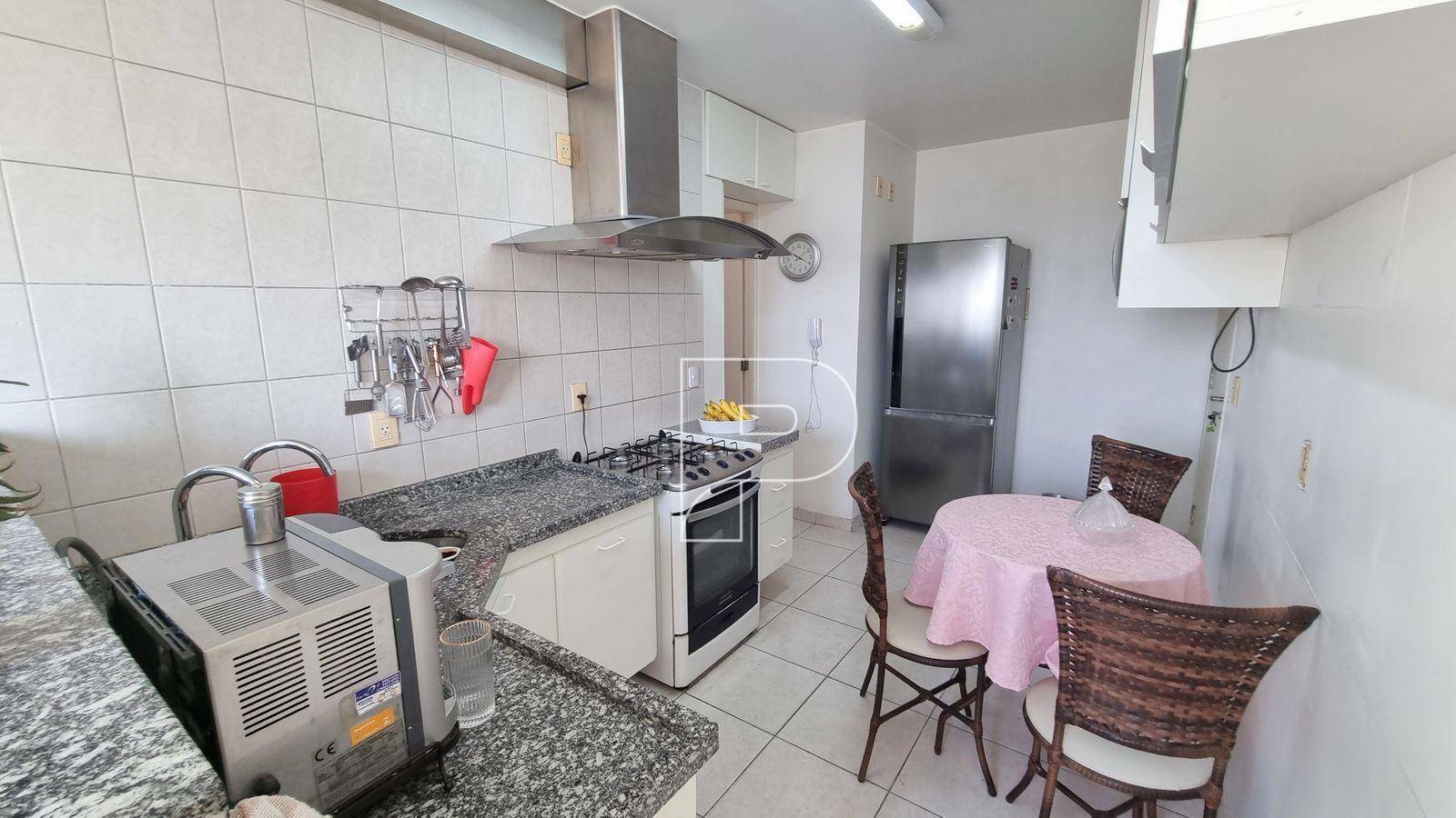 Apartamento à venda com 3 quartos, 105m² - Foto 9