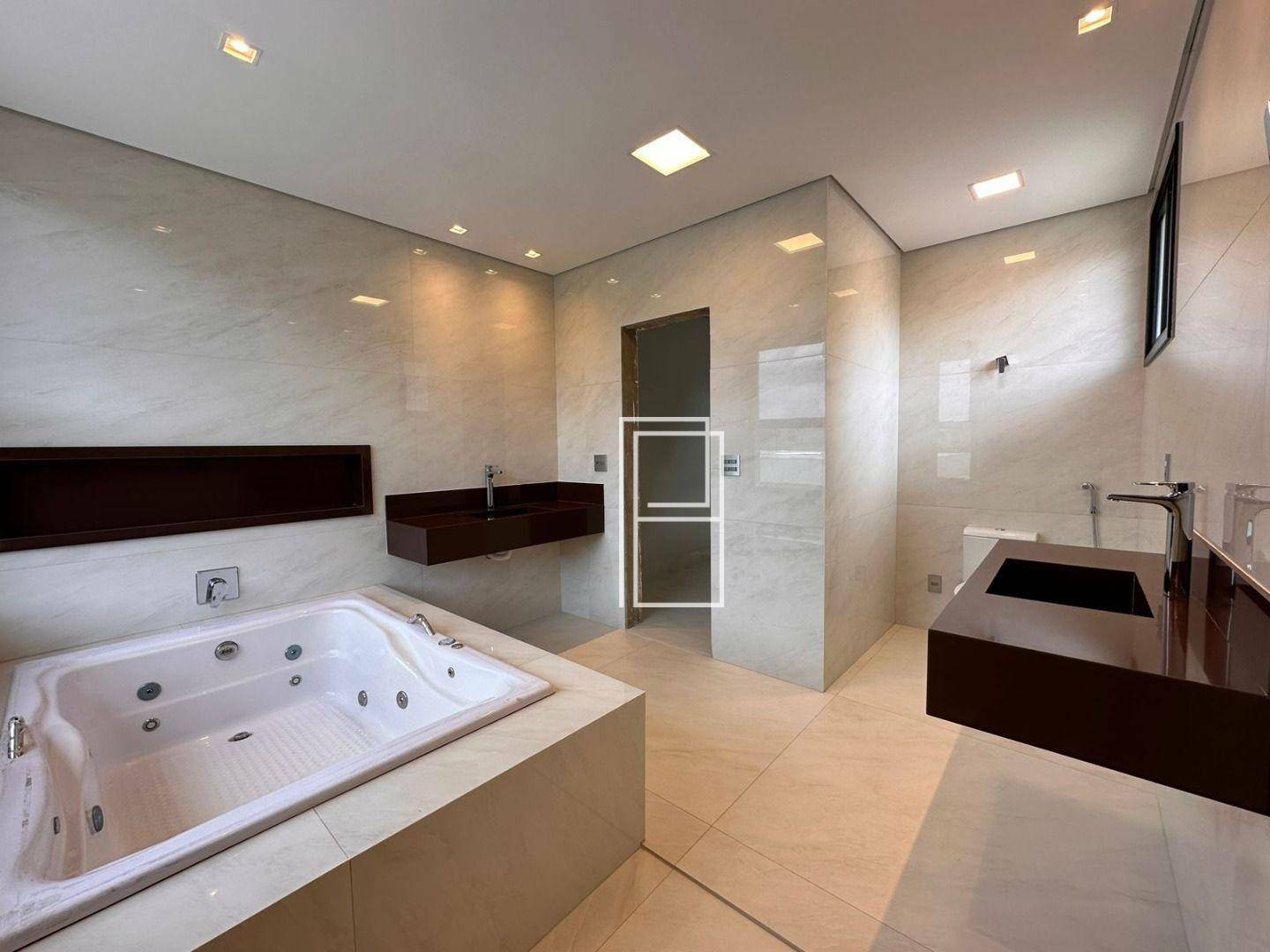 Casa de Condomínio à venda com 4 quartos, 464m² - Foto 15