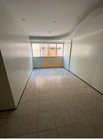 Apartamento à venda com 3 quartos, 112m² - Foto 4