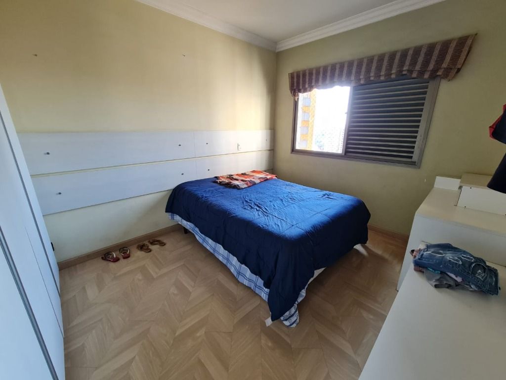 Apartamento à venda com 3 quartos, 153m² - Foto 11