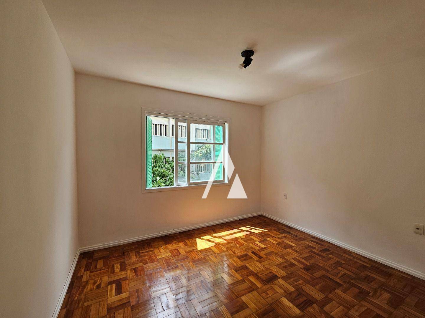 Apartamento para alugar com 1 quarto, 45m² - Foto 7