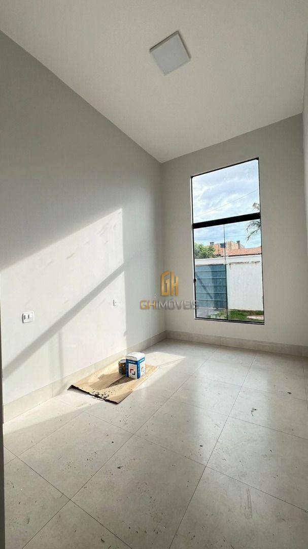 Casa à venda com 2 quartos, 105m² - Foto 3