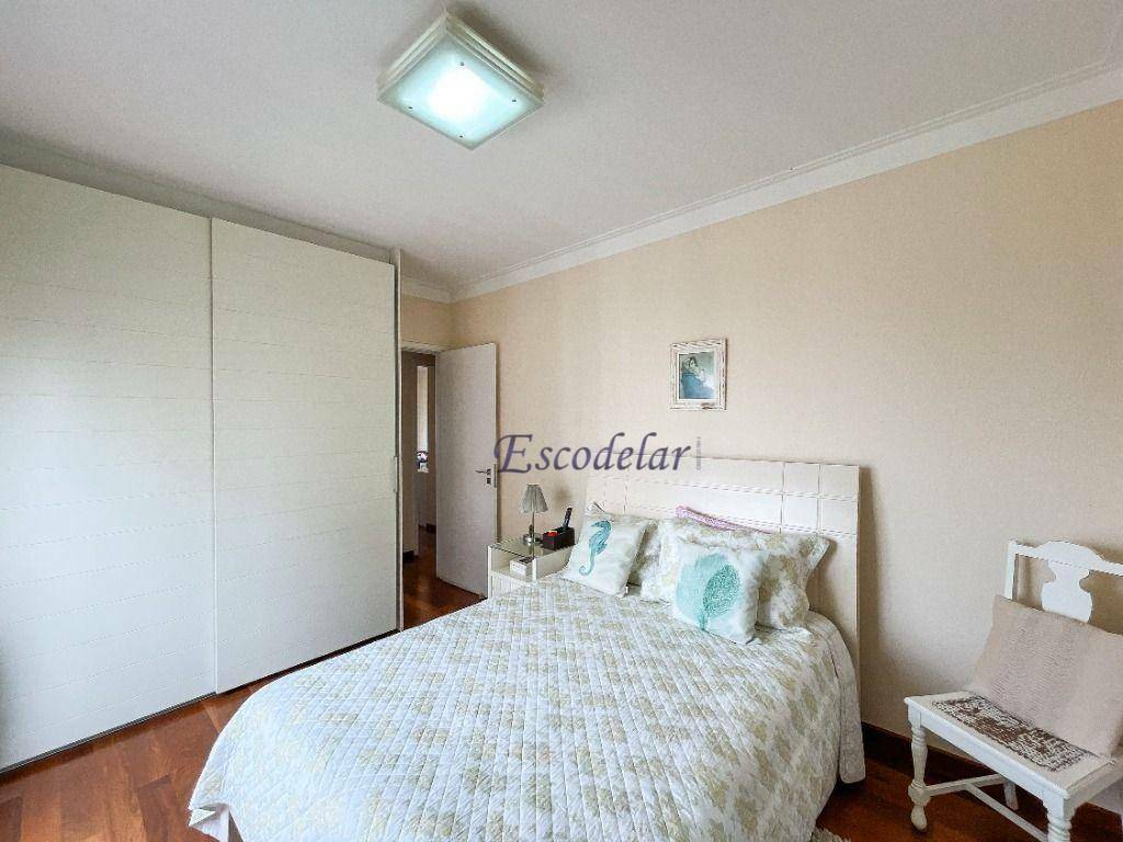 Apartamento à venda com 4 quartos, 265m² - Foto 17