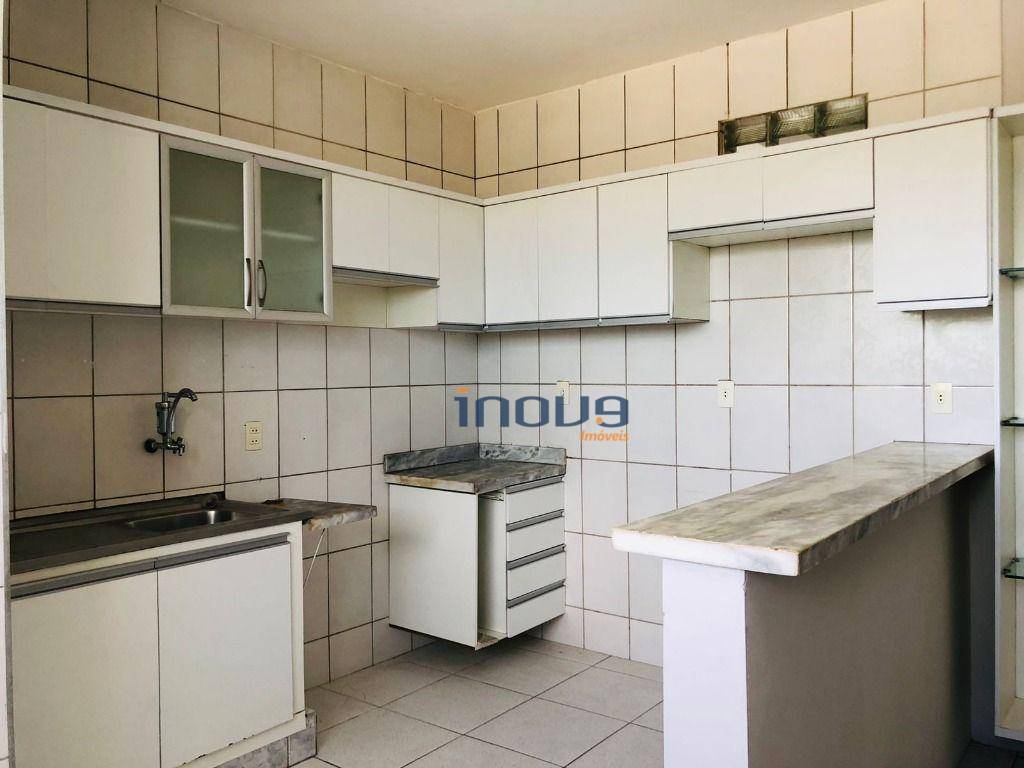 Apartamento à venda com 3 quartos, 107m² - Foto 1