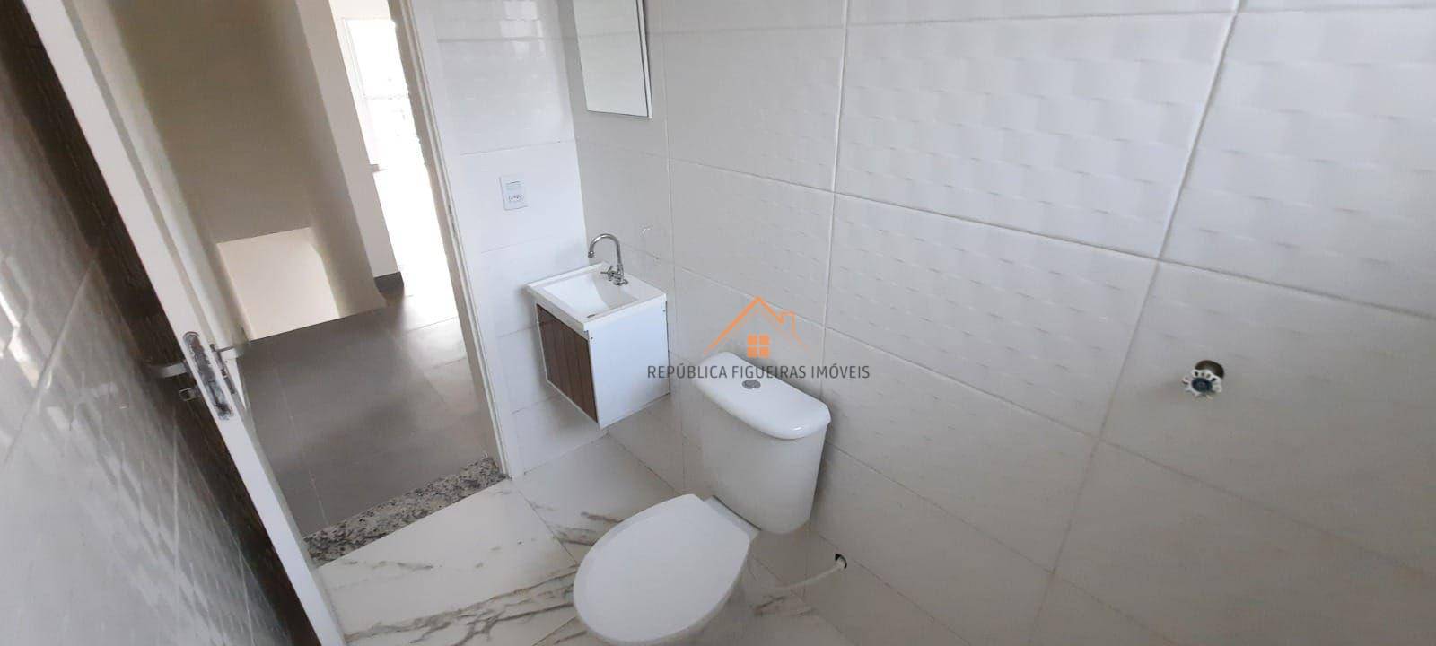 Casa à venda com 3 quartos, 100M2 - Foto 10