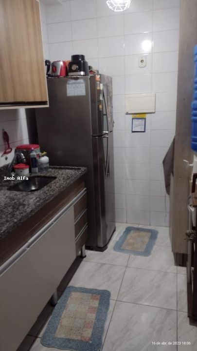 Apartamento à venda com 2 quartos, 60m² - Foto 11