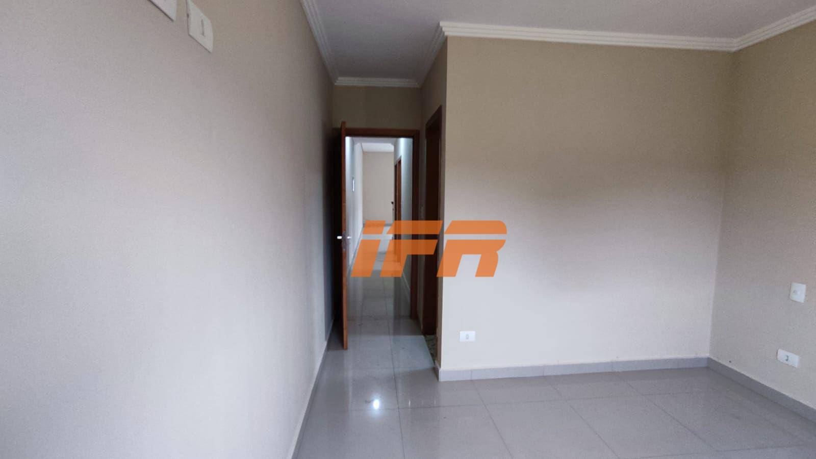 Casa à venda com 2 quartos, 78m² - Foto 13