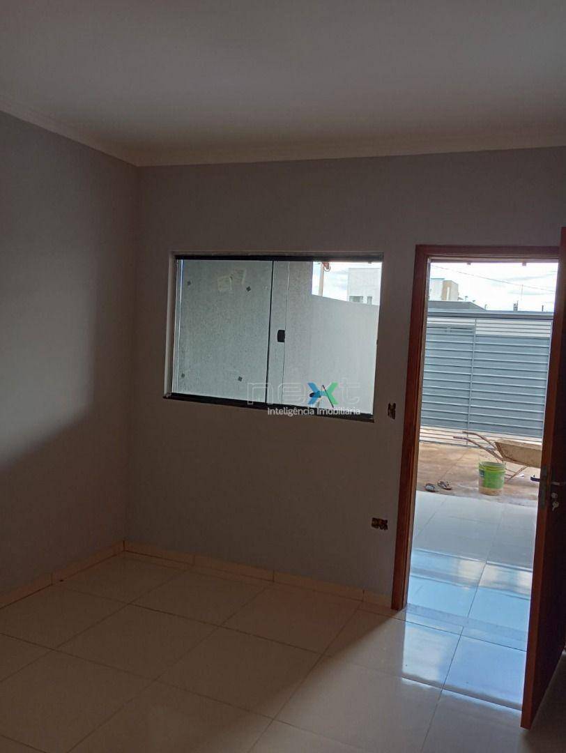 Casa à venda com 2 quartos, 65m² - Foto 5