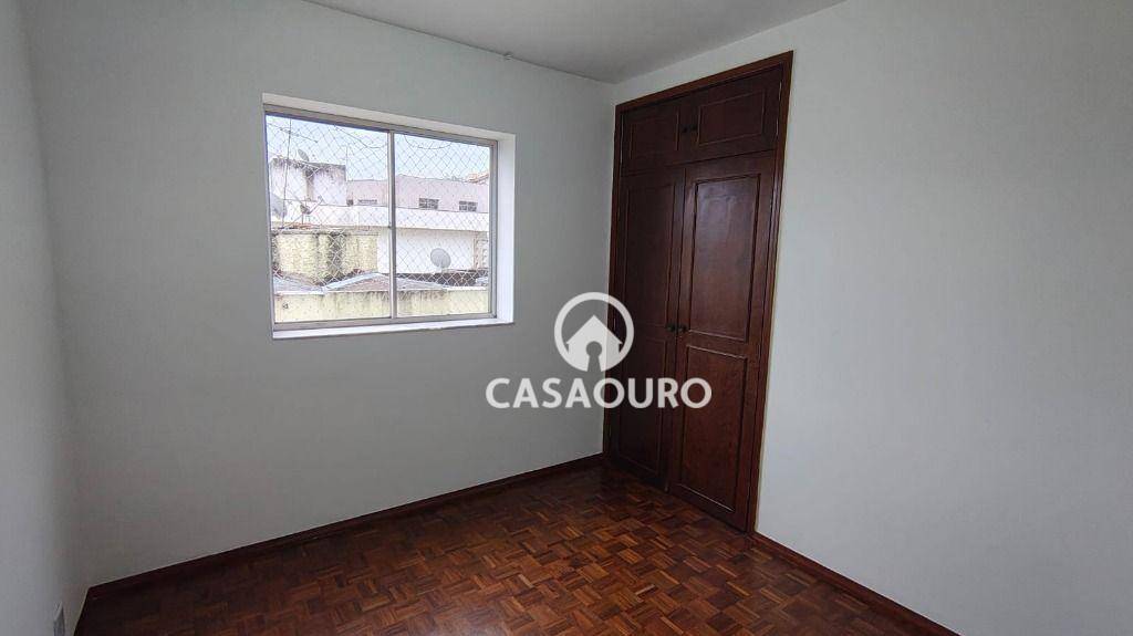 Apartamento à venda com 3 quartos, 110m² - Foto 12