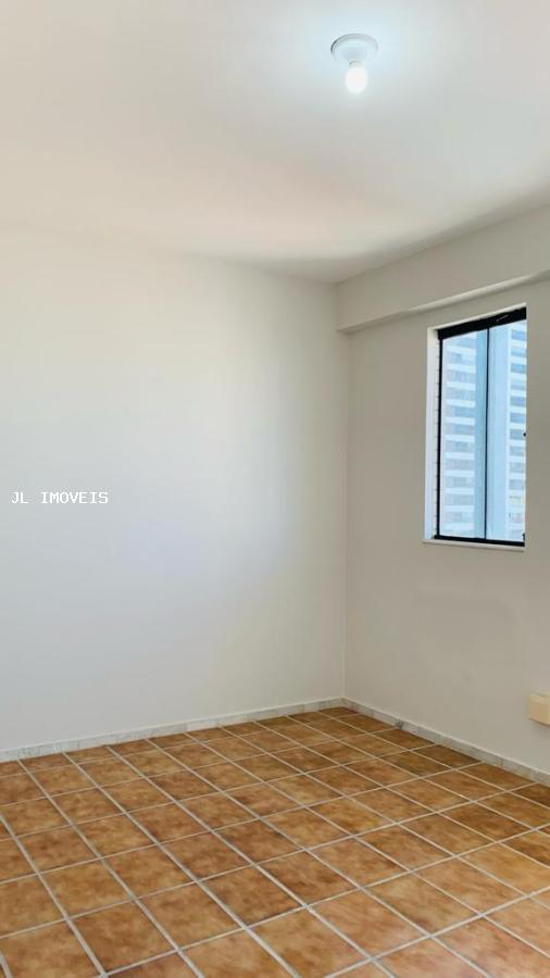 Apartamento à venda com 3 quartos, 120m² - Foto 14