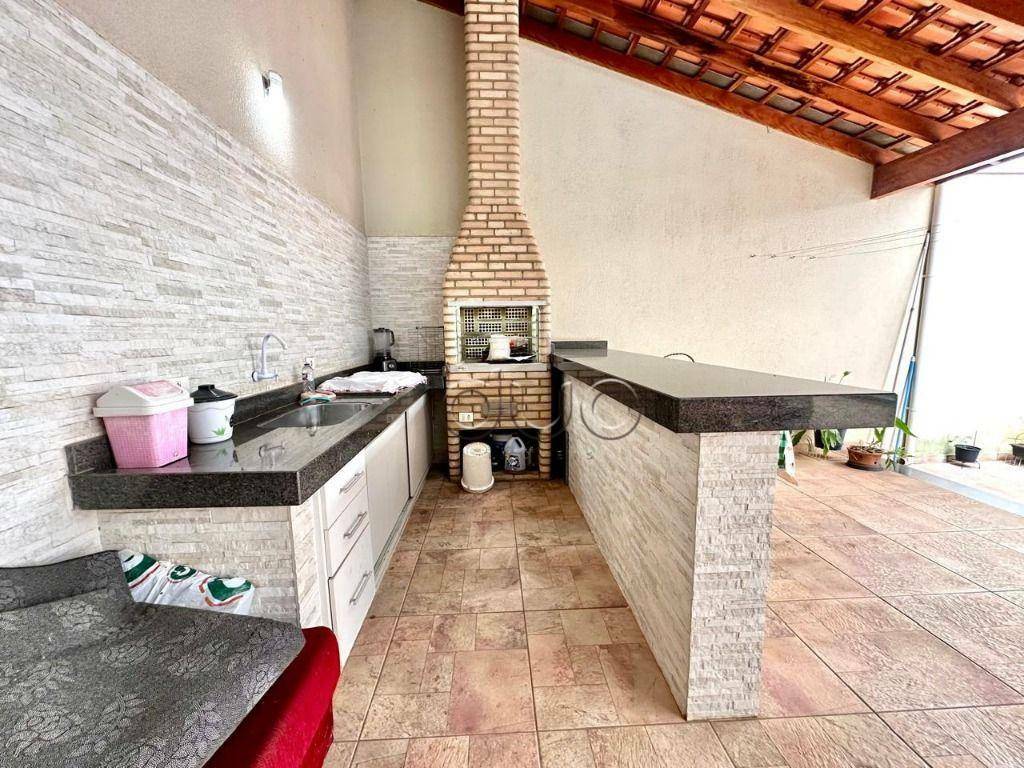 Casa à venda com 3 quartos, 211m² - Foto 17