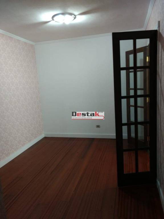 Sobrado à venda com 3 quartos, 146m² - Foto 7