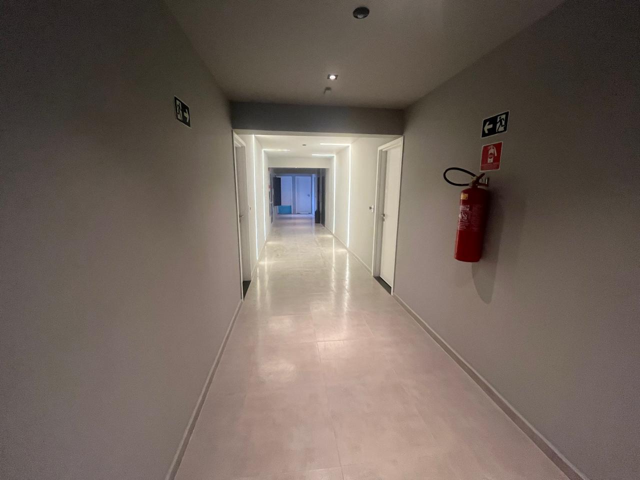 Apartamento à venda com 2 quartos, 82m² - Foto 27