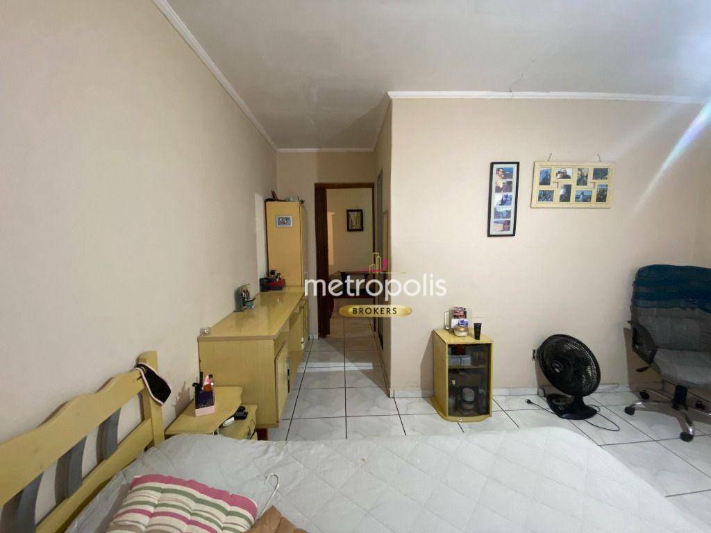 Casa à venda com 4 quartos, 200m² - Foto 20