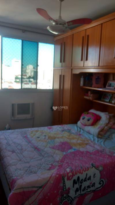 Apartamento à venda com 2 quartos, 75m² - Foto 5