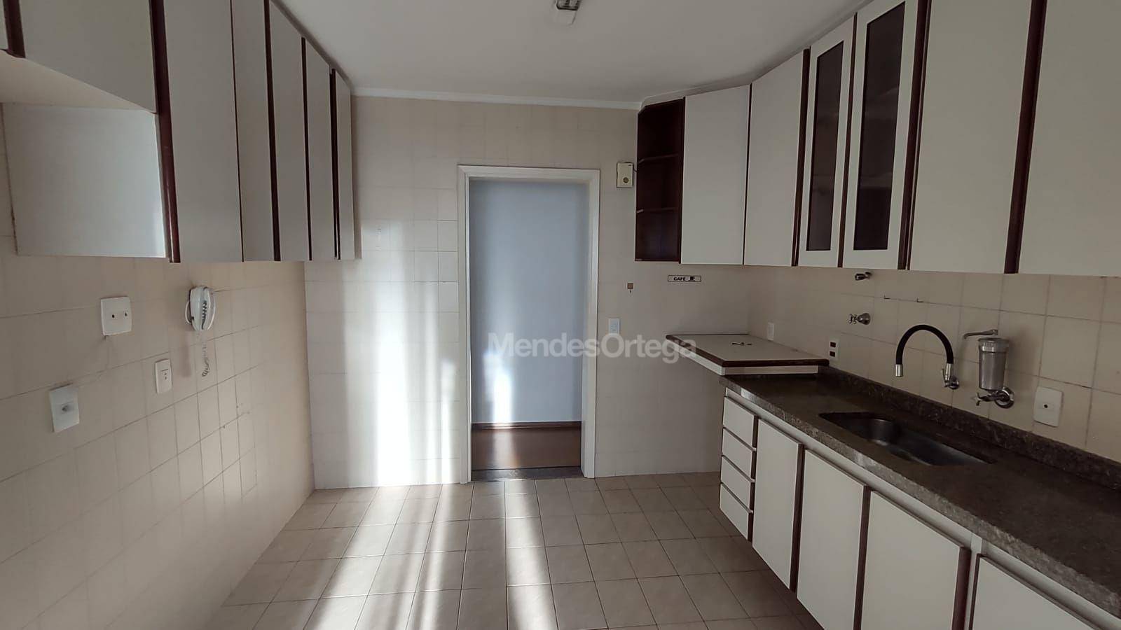 Apartamento para alugar com 3 quartos, 90m² - Foto 6