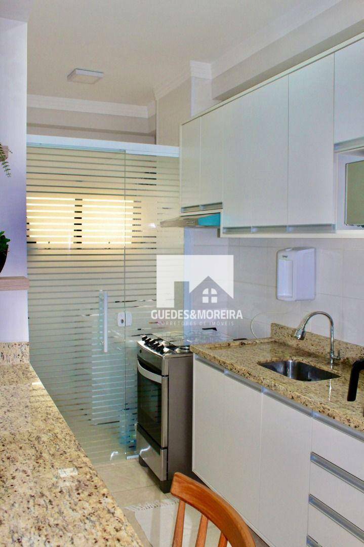 Apartamento à venda com 2 quartos, 67m² - Foto 7