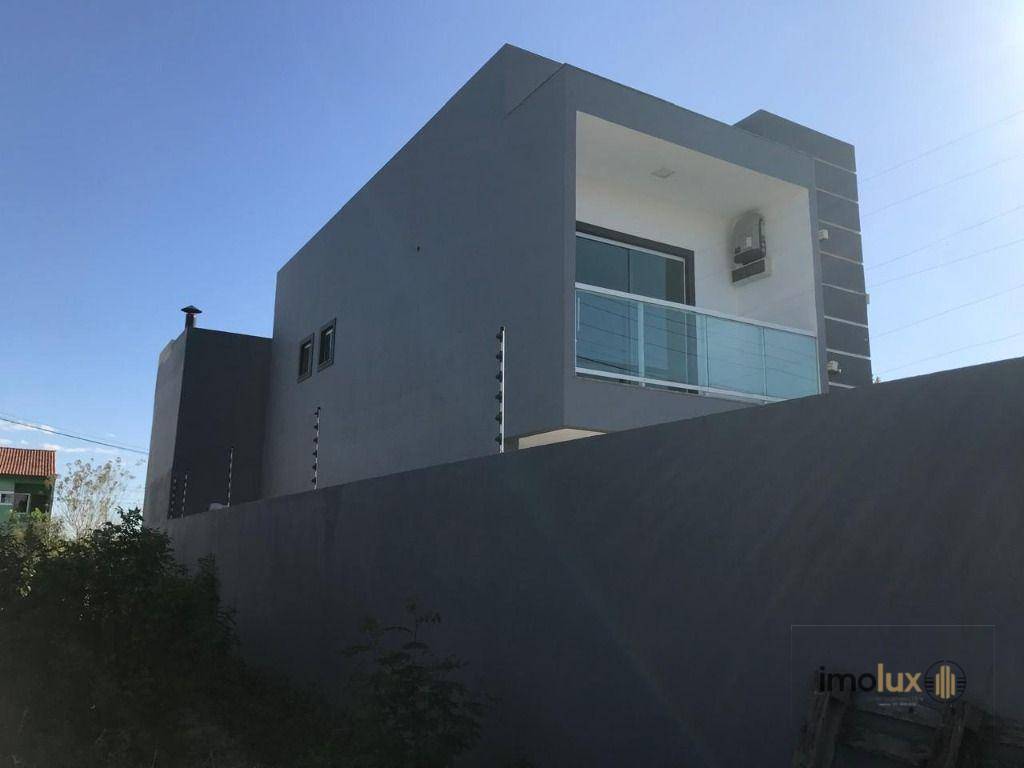 Casa à venda com 3 quartos, 154m² - Foto 2