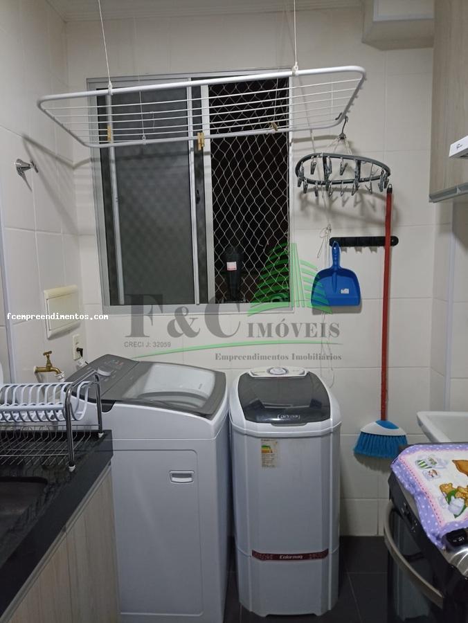 Apartamento à venda com 2 quartos, 40m² - Foto 20