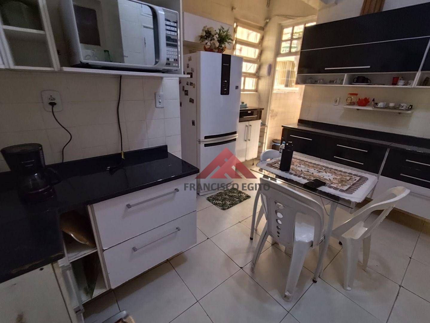 Apartamento para alugar com 2 quartos, 120m² - Foto 7