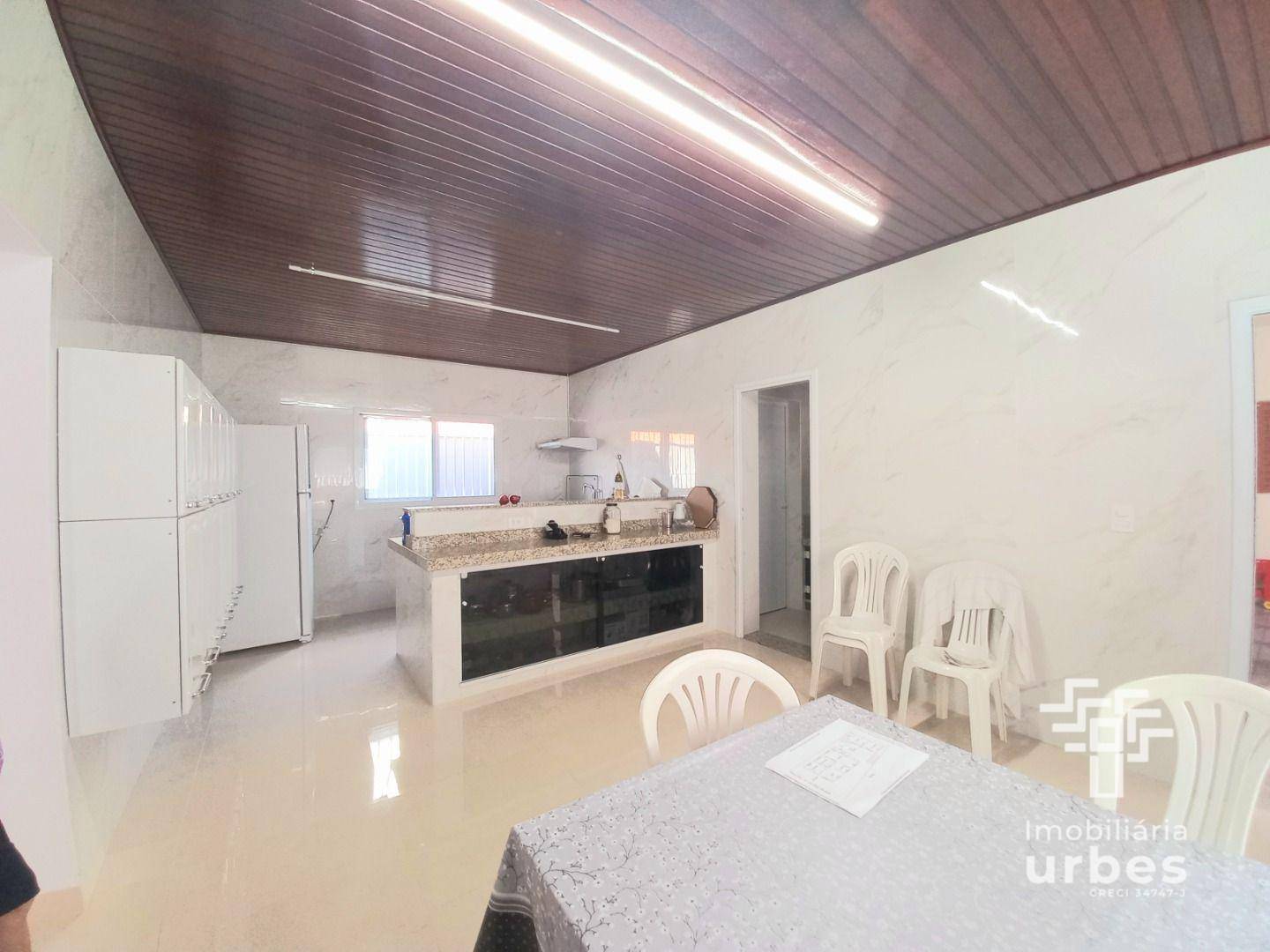 Casa à venda com 4 quartos, 280m² - Foto 9