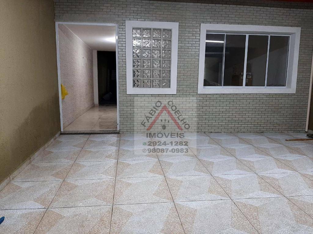 Sobrado à venda com 3 quartos, 157m² - Foto 1