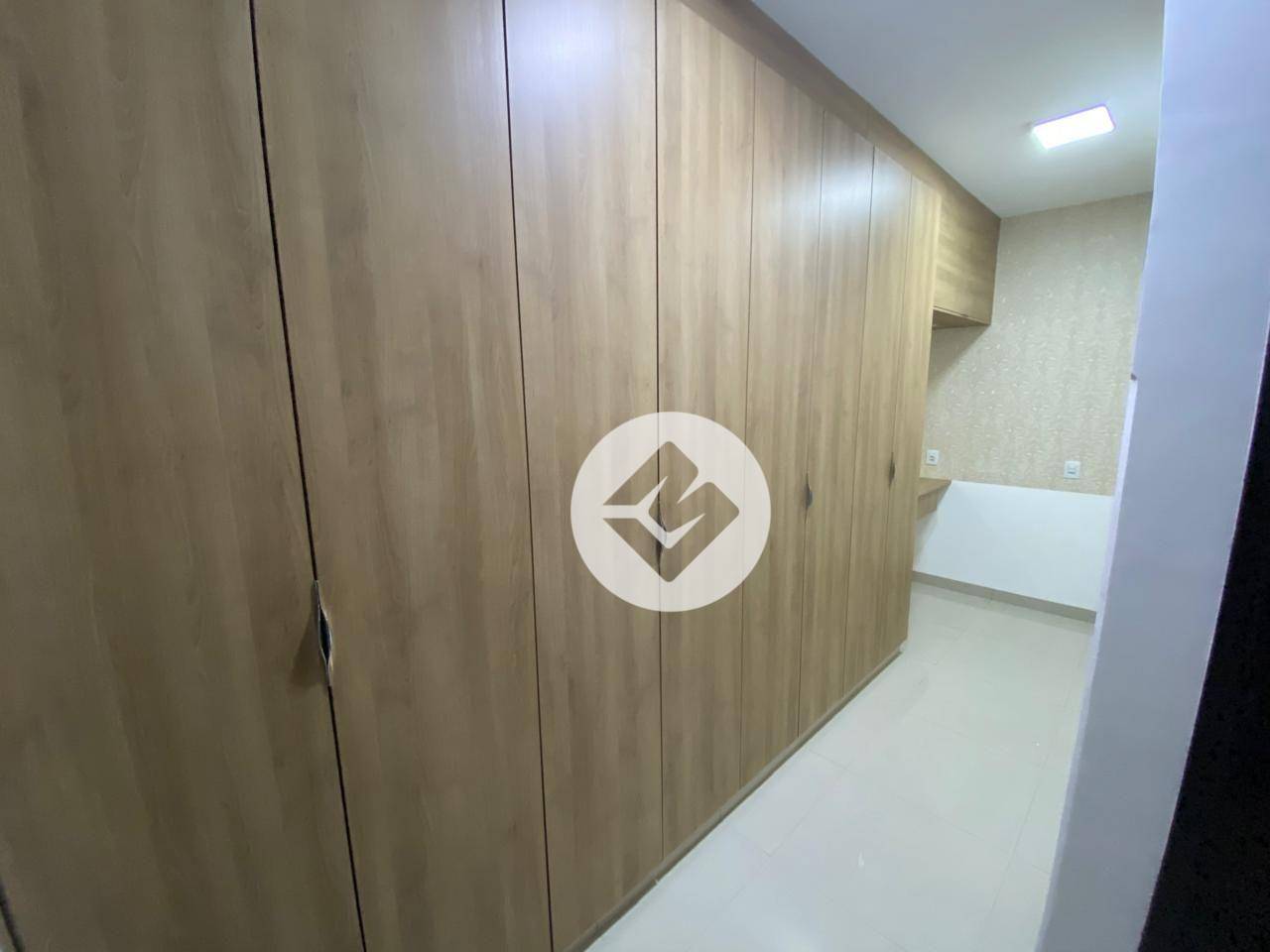 Casa para alugar com 4 quartos, 350m² - Foto 20