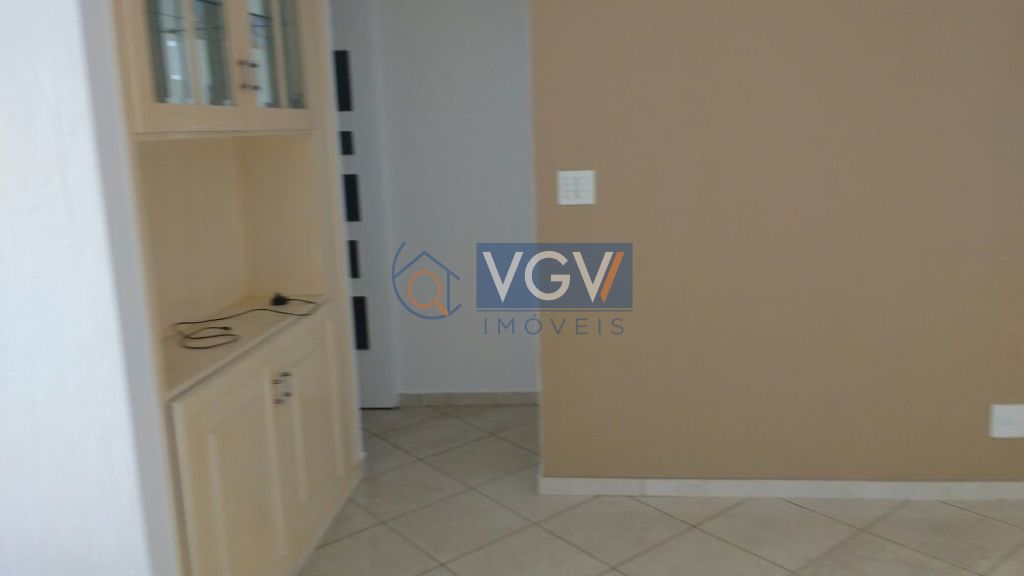 Apartamento para alugar com 2 quartos, 65m² - Foto 10