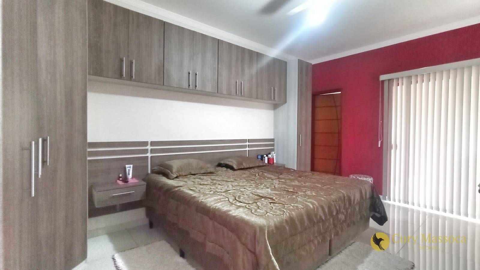 Casa à venda com 3 quartos, 227m² - Foto 16