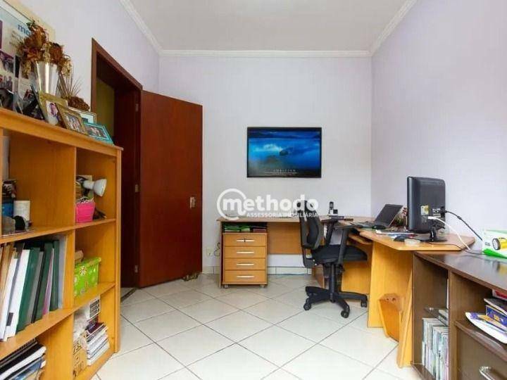 Casa à venda com 4 quartos, 352m² - Foto 18