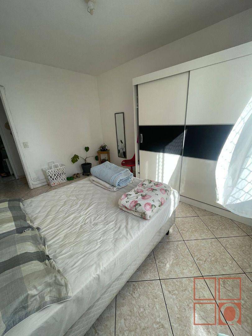 Apartamento à venda com 2 quartos, 63m² - Foto 11