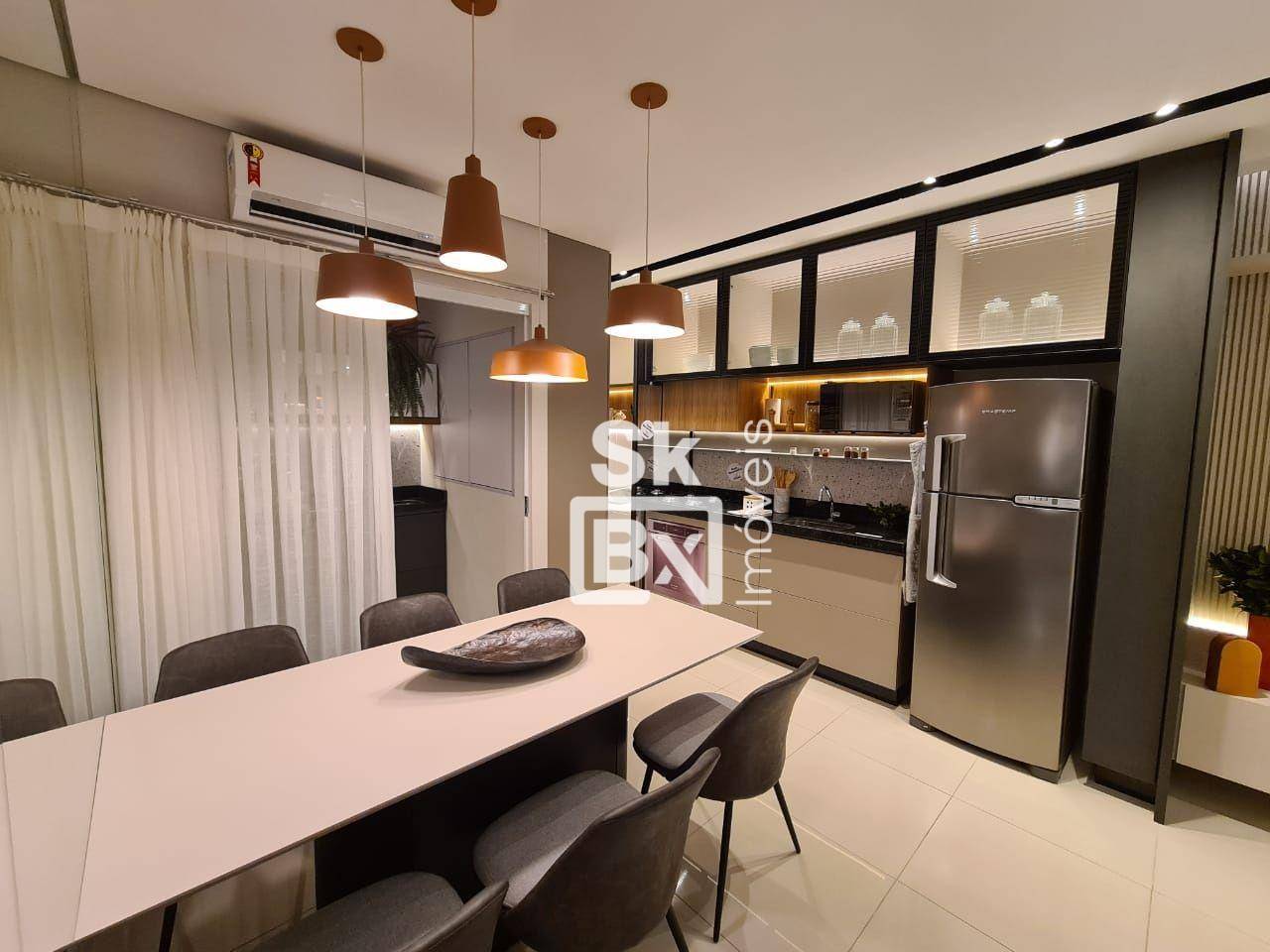 Apartamento à venda com 2 quartos, 57m² - Foto 1