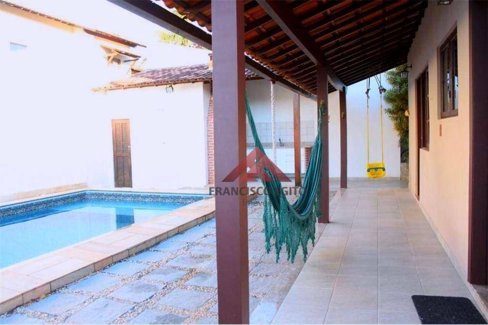 Casa de Condomínio à venda com 5 quartos, 270m² - Foto 17