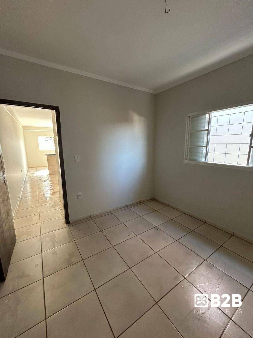 Casa à venda com 1 quarto, 42m² - Foto 9