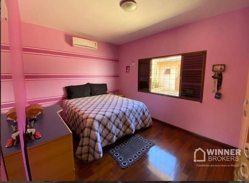 Casa à venda com 4 quartos, 231m² - Foto 8