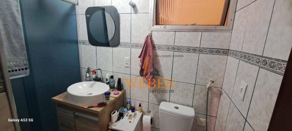 Apartamento à venda com 2 quartos, 80m² - Foto 17