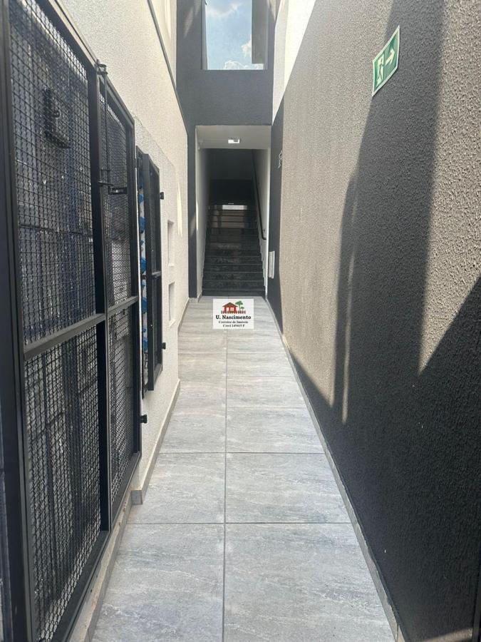 Apartamento à venda com 2 quartos, 40m² - Foto 12