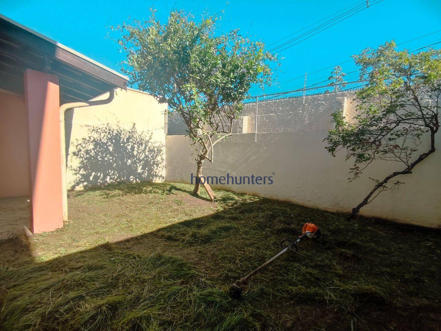 Casa de Condomínio para alugar com 3 quartos, 145m² - Foto 4